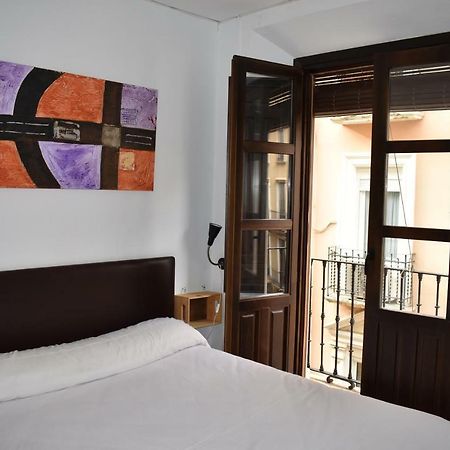 Pension Castil Granada Bagian luar foto