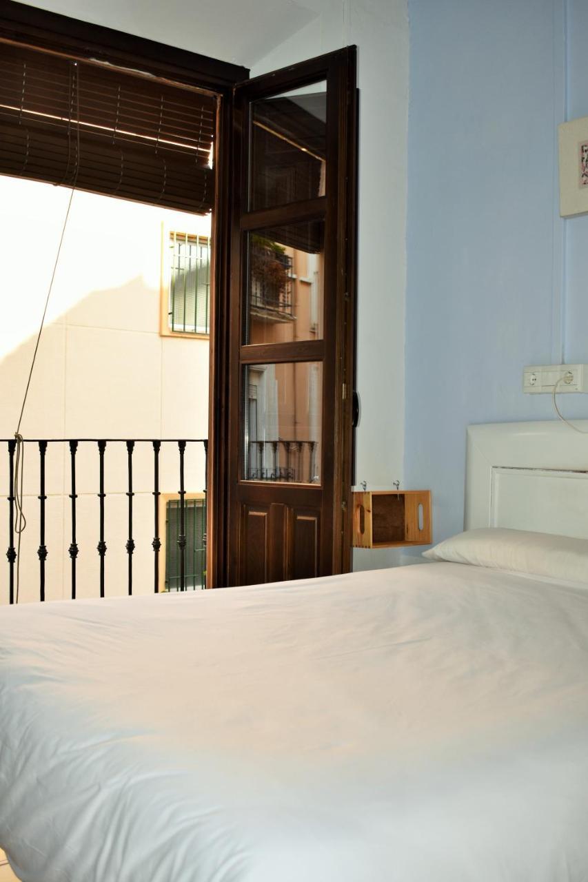 Pension Castil Granada Bagian luar foto
